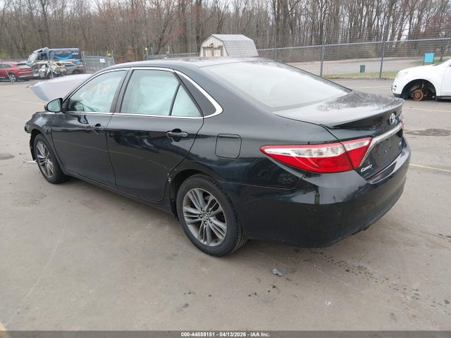 TOYOTA CAMRY - 3