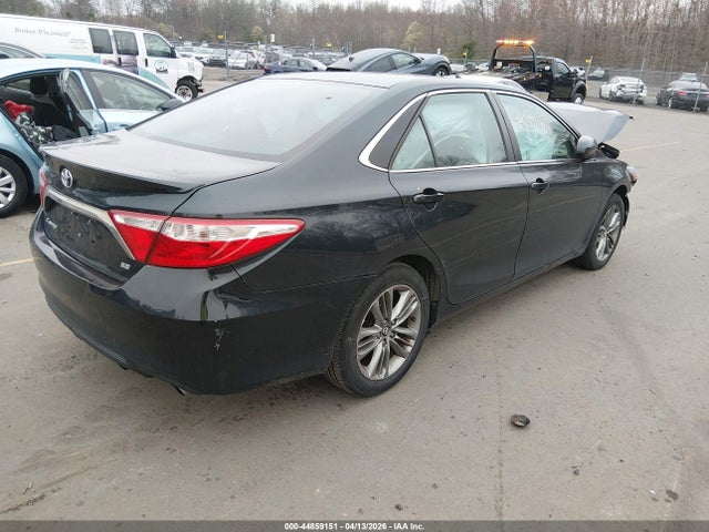 TOYOTA CAMRY - 4