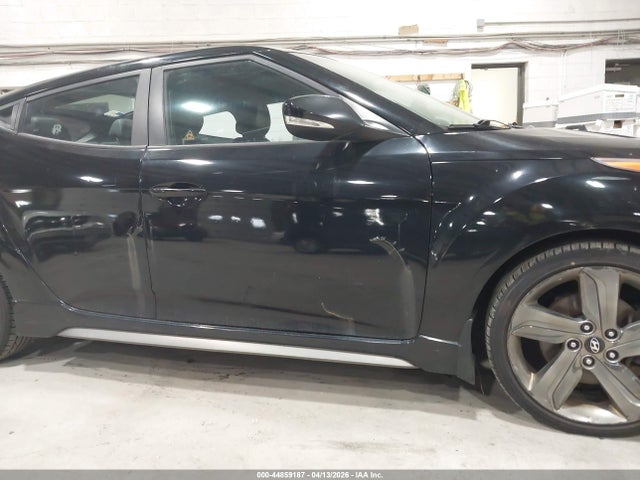 HYUNDAI VELOSTER TURBO - 6