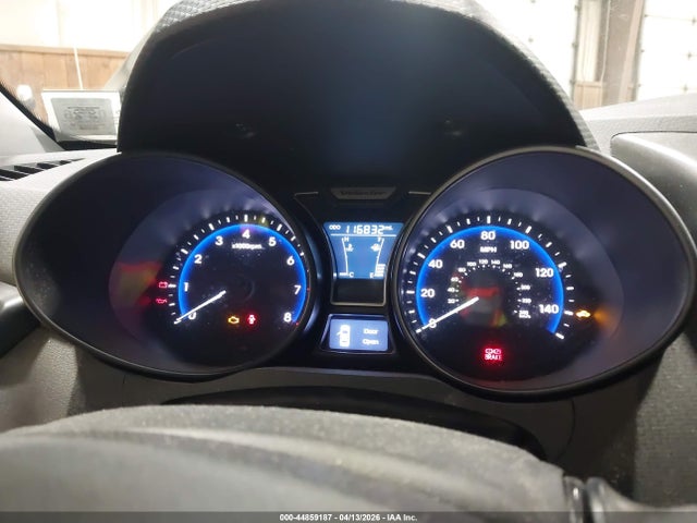 HYUNDAI VELOSTER TURBO - 7