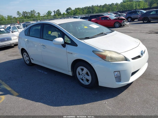 TOYOTA PRIUS - 1