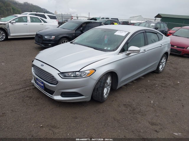 FORD FUSION SE - 2