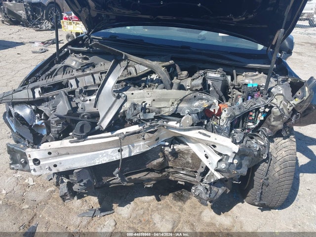 2018 TOYOTA CAMRY SE 10