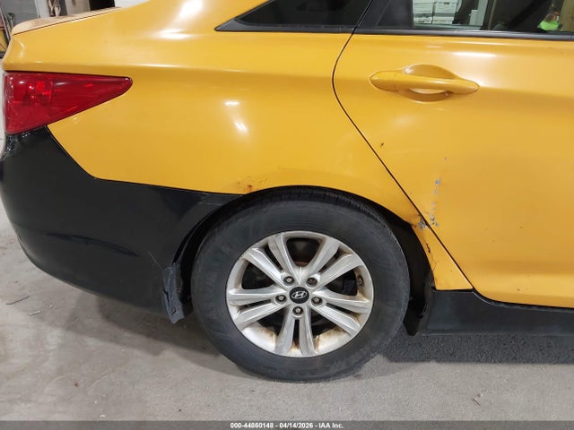 HYUNDAI SONATA GLS - 6