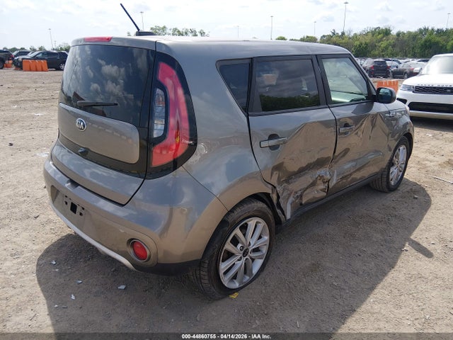 KIA SOUL - 4