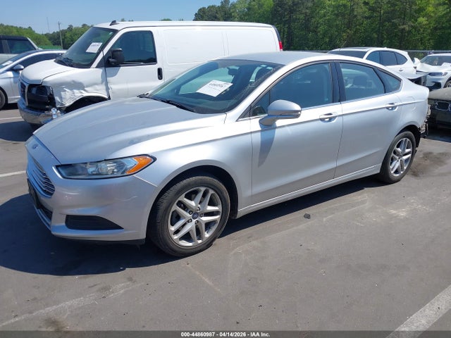 FORD FUSION SE - 2