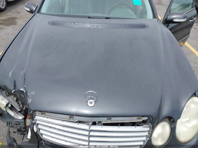 MERCEDES-BENZ E-CLASS - 10