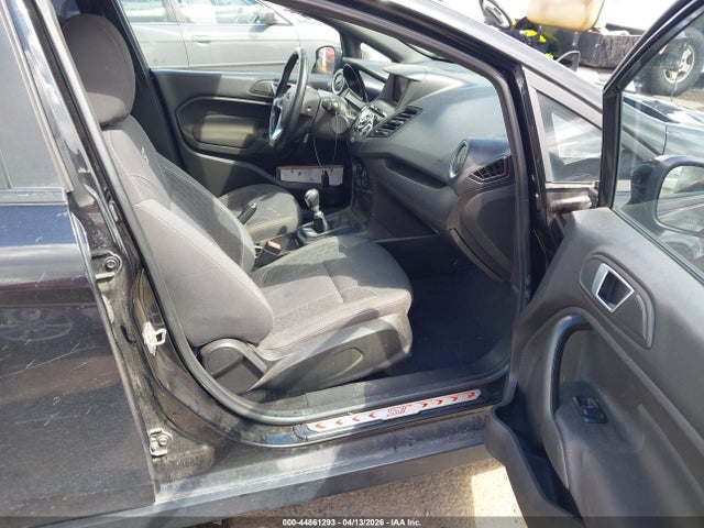 FORD FIESTA ST - 5