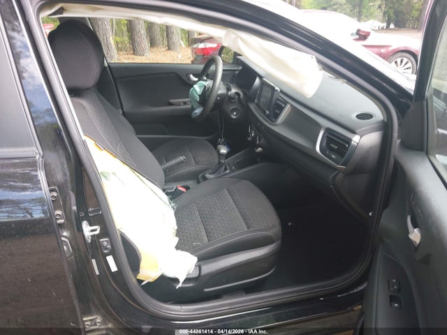 KIA RIO S - 5
