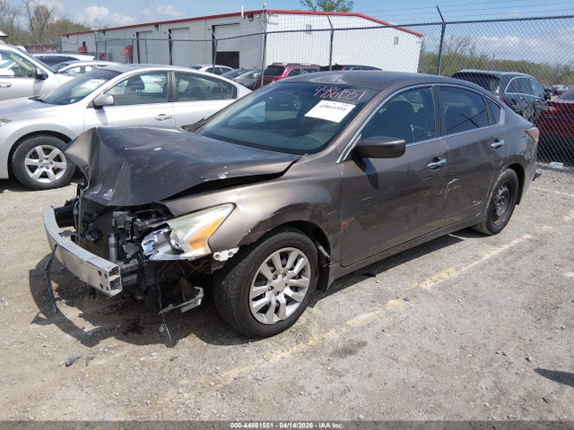 2015 Nissan ALTIMA 2.5 S — фото 2