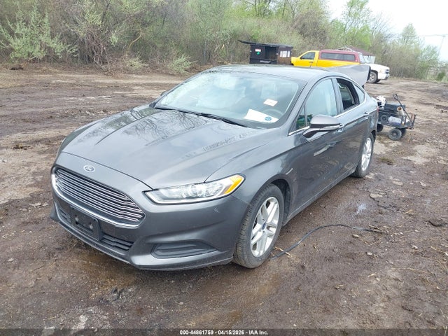 FORD FUSION SE - 2