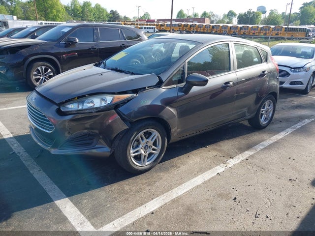 FORD FIESTA SE - 2