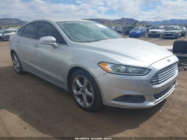 FORD FUSION SE - 1
