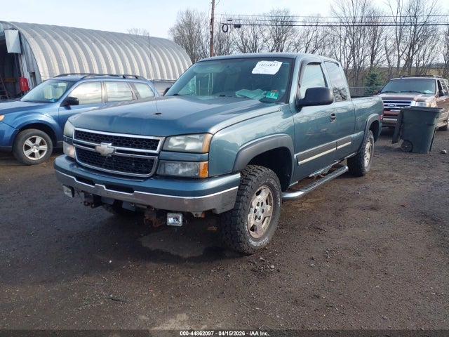 CHEVROLET SILVERADO 1500 CLASSIC LT1 - 2