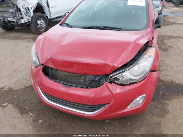 HYUNDAI ELANTRA GLS - 6