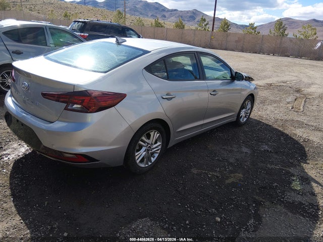 HYUNDAI ELANTRA SEL - 4