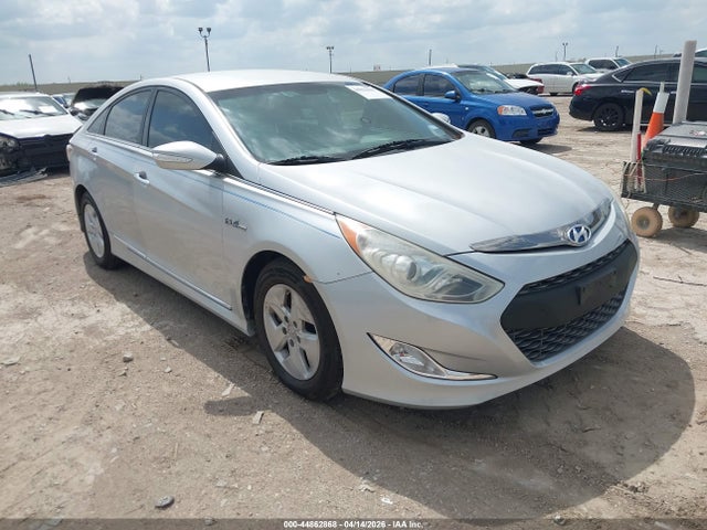 HYUNDAI SONATA HYBRID - 1