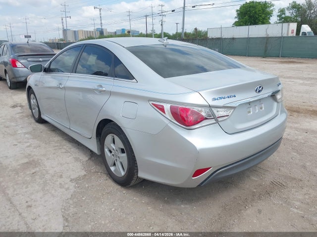 HYUNDAI SONATA HYBRID - 3