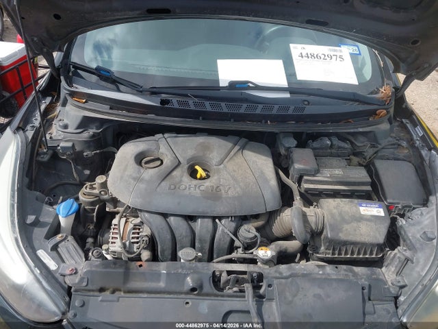 HYUNDAI ELANTRA SE - 10