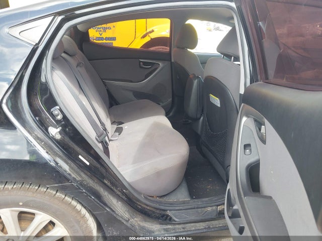 HYUNDAI ELANTRA SE - 8