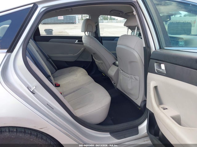 HYUNDAI SONATA SE - 8