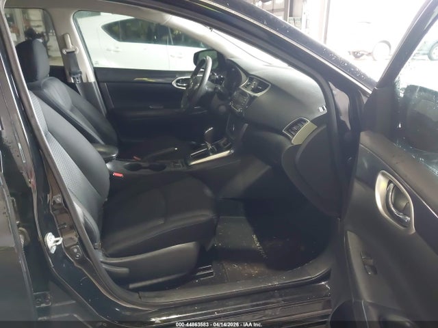 2018 Nissan SENTRA SR photo 5