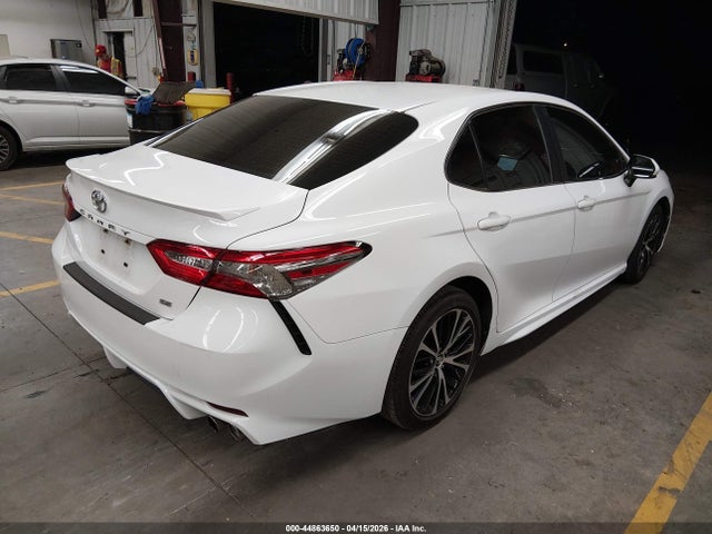 TOYOTA CAMRY - 4
