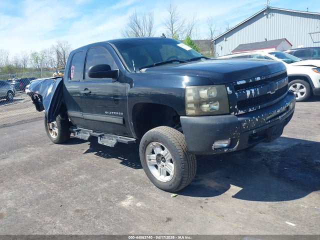 CHEVROLET SILVERADO 1500 - 1