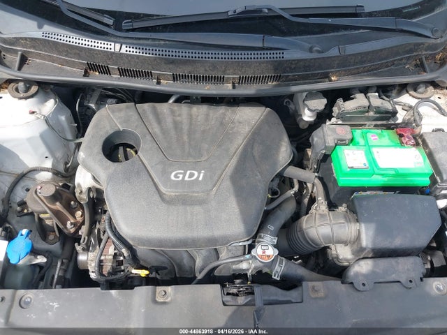 HYUNDAI ACCENT GS - 10