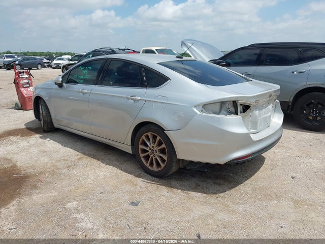 FORD FUSION SE - 3