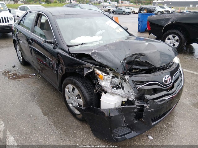 صورة مصغرة 17 لـ 2011 Toyota CAMRY LE