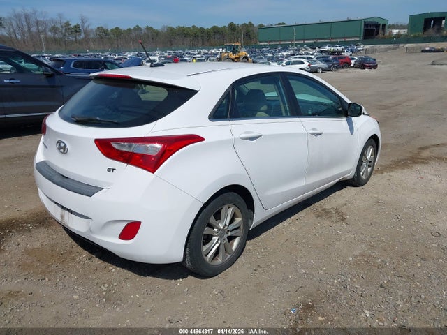 HYUNDAI ELANTRA GT - 4