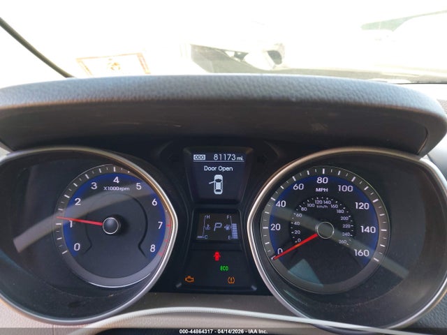 HYUNDAI ELANTRA GT - 7