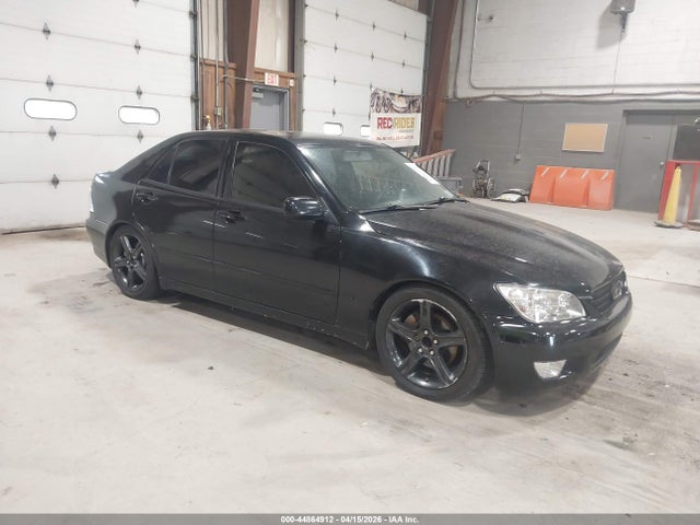 2001 LEXUS IS 