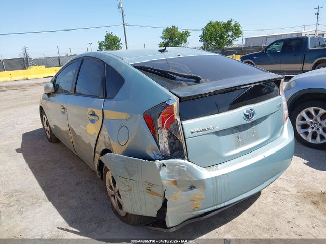 صورة 3 لـ 2013 Toyota PRIUS THREE