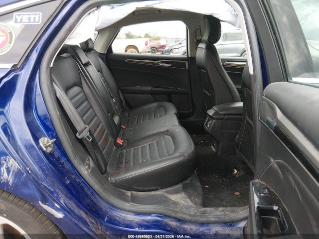 FORD FUSION SE - 8