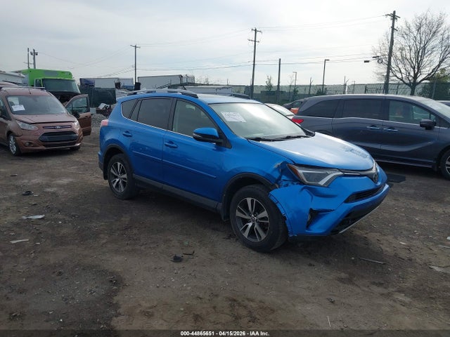 2017 TOYOTA RAV4 XLE