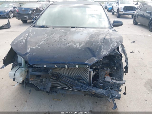 HYUNDAI ELANTRA GLS - 6