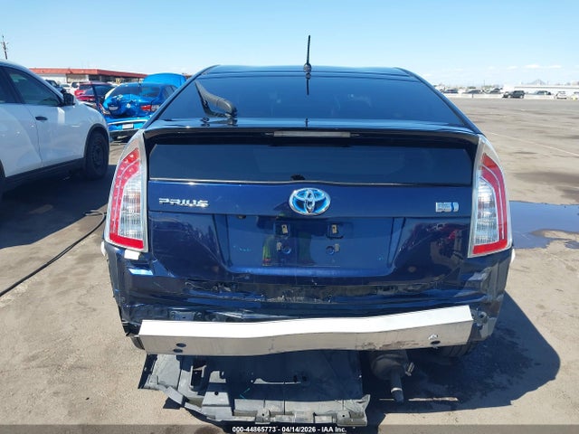 2015 Toyota PRIUS TWO — фото 6