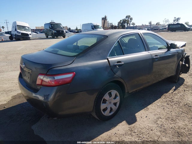 2007 Toyota CAMRY LE photo 4