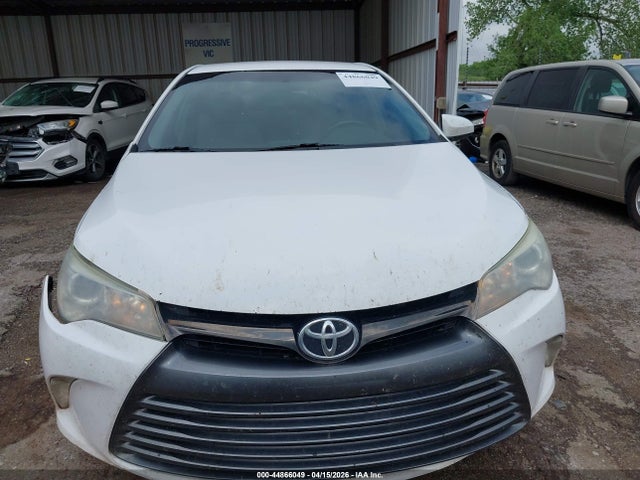 2016 Toyota CAMRY LE thumbnail 11