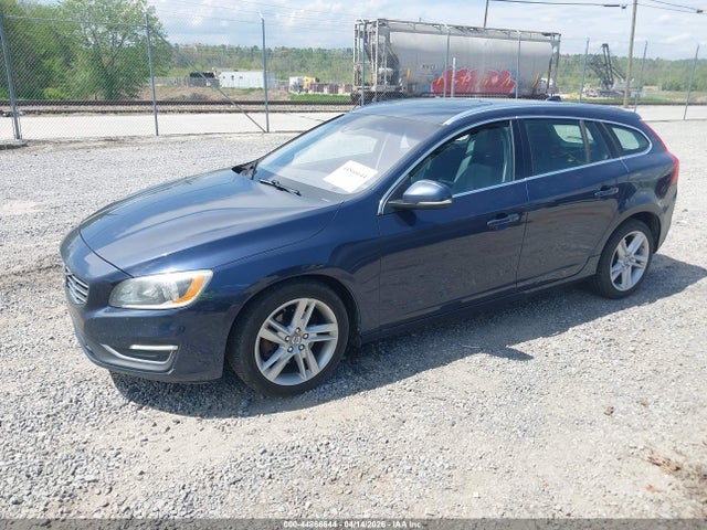 2015 Volvo V60 T5 PREMIER 照片 2