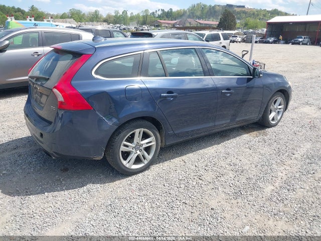 2015 Volvo V60 T5 PREMIER 照片 4