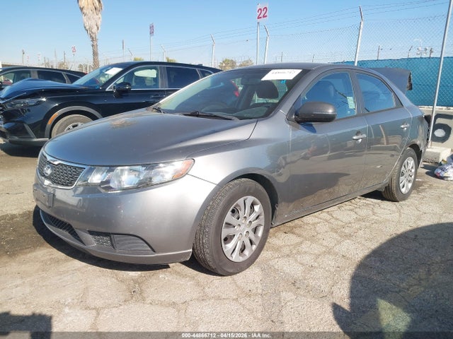 KIA FORTE EX - 2
