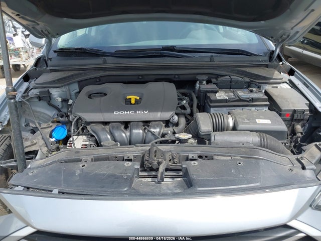 HYUNDAI ELANTRA VALUE EDITION - 10