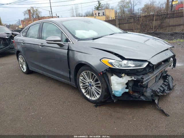 FORD FUSION SE - 1