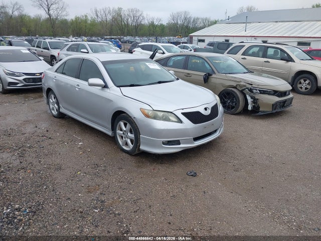 2009 TOYOTA CAMRY SE