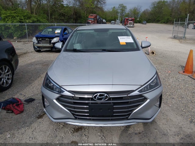 2019 Hyundai ELANTRA SE thumbnail 12