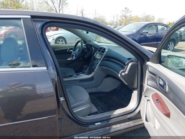 CHEVROLET MALIBU 1LT - 5