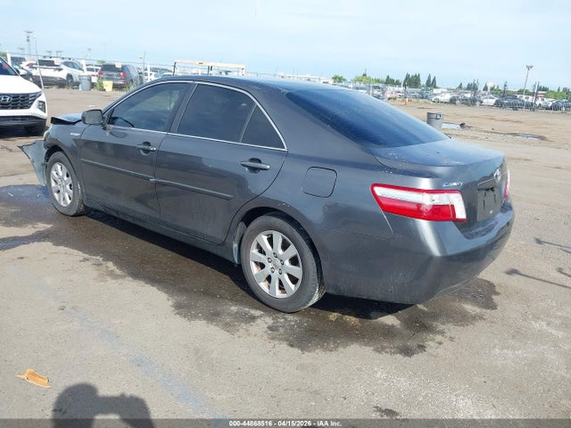 TOYOTA CAMRY - 3